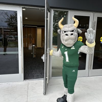 New Entrance for Tampa Library Sets November Opening